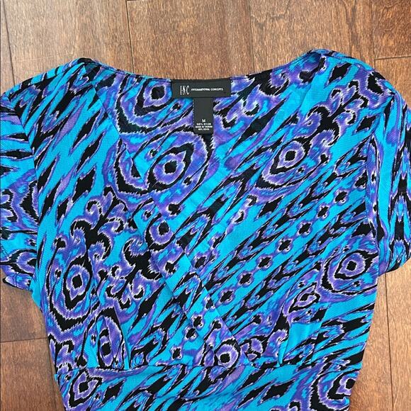 Vintage 90s Mesh INC Women's Vibrant Blue and Purple Blouse, Size Medium - Picture 2 of 14